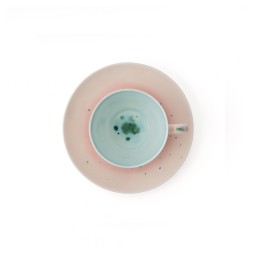 Coralla Maiuri, Winter, Teacup and saucer