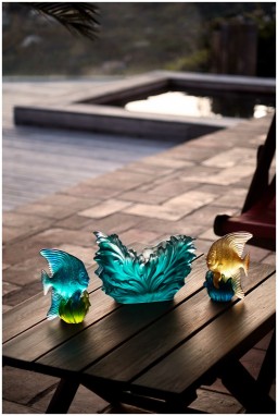 Daum, Maya sculptures, Medium Blue & Green Platax Fish