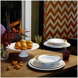 Fürstenberg, Fluen shifting colors, Dinner plate