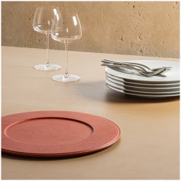 Poltrona Frau, Table accessories, Underplate, red
