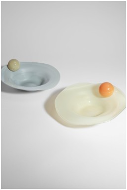 Helle Mardahl, Plates and bowls, Bowl with a twist, grey