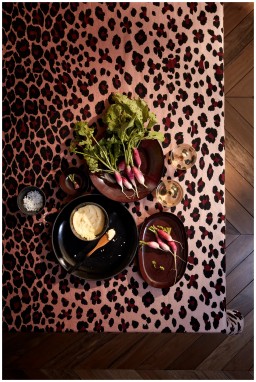 L'Objet, Terra Wine, Sauce server